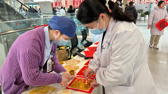 猜燈謎、投壺、兌獎(jiǎng)品……南通一院和您“醫(yī)”起鬧元宵