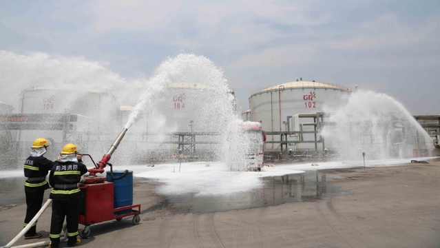南通消防“把脈問(wèn)診”化工園區(qū)，護(hù)航全市化工企業(yè)安全高效復(fù)產(chǎn)