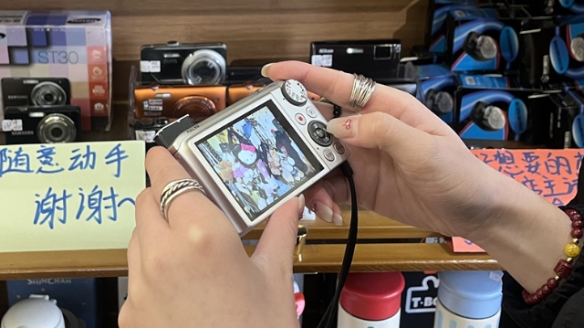 是情懷也是潮流！年輕消費(fèi)群體熱衷為“回憶”買(mǎi)單，通城“懷舊經(jīng)濟(jì)”升溫