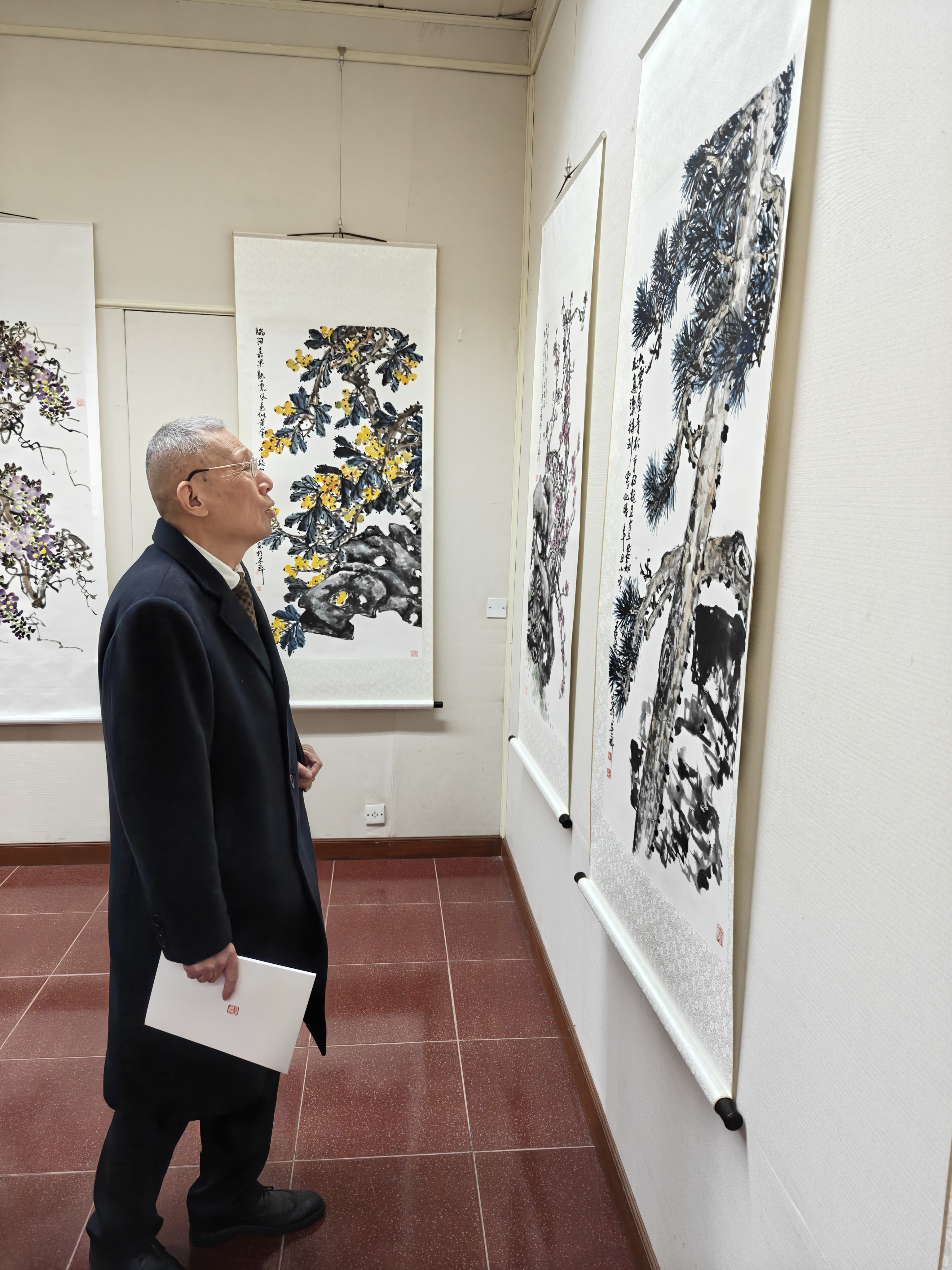 寫意花卉展現(xiàn)生命之美！畫家王葵中國(guó)畫作品展開幕